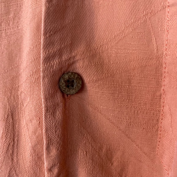 Tommy Bahama Tropic Isles 100% Silk Textured Camp Shirt, Mango, Size Medium - Picture 5 of 13